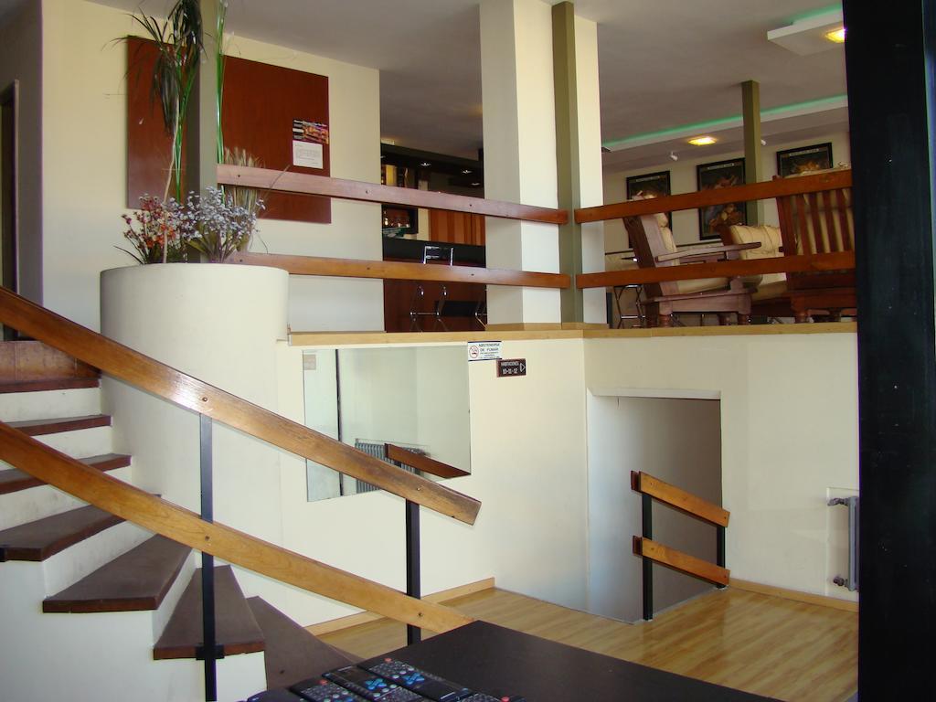 Hotel Temu Вила Карлос Пас Екстериор снимка
