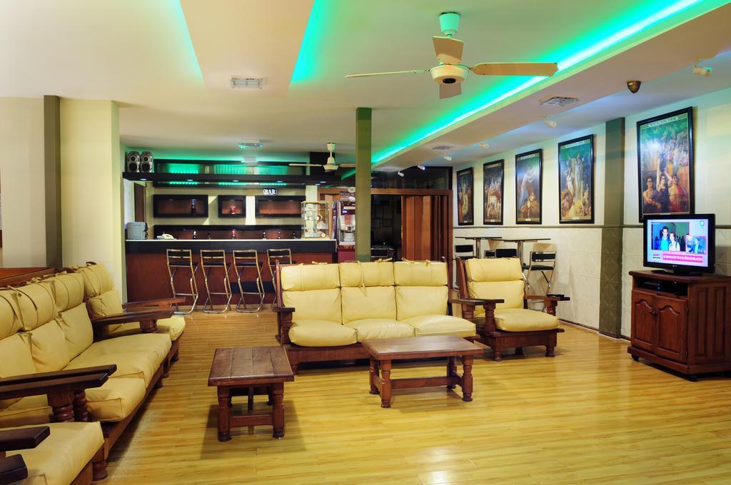 Hotel Temu Вила Карлос Пас Екстериор снимка