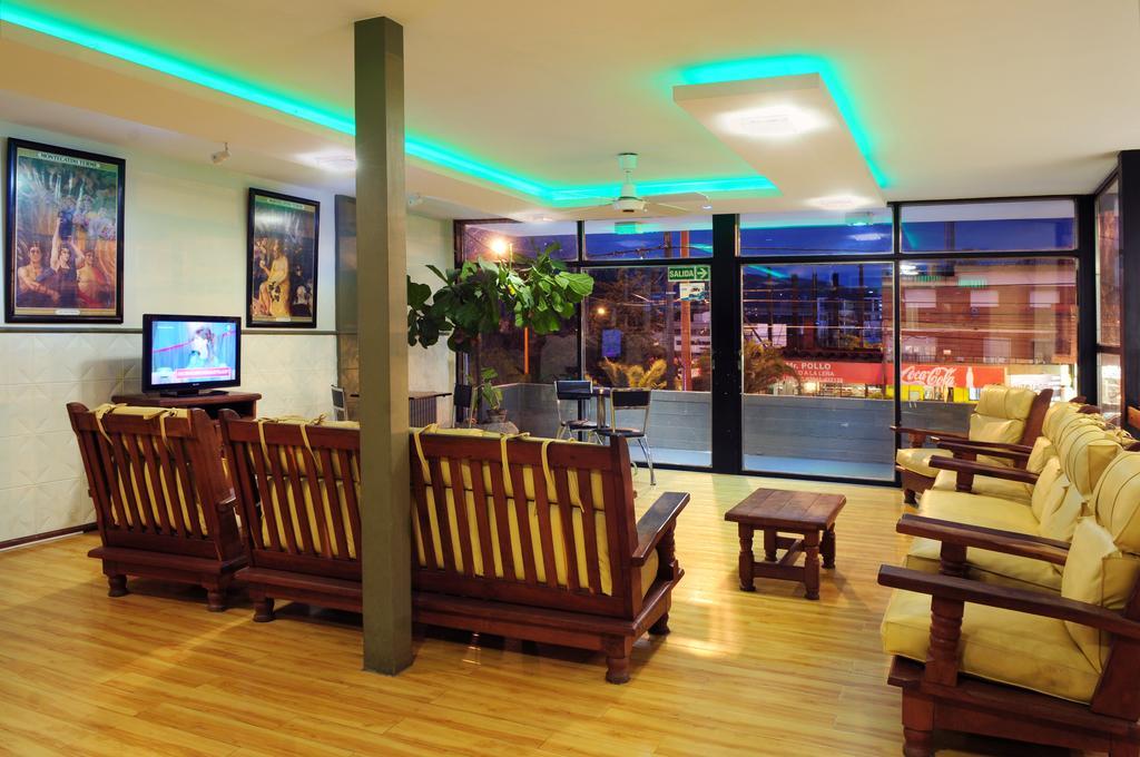 Hotel Temu Вила Карлос Пас Екстериор снимка